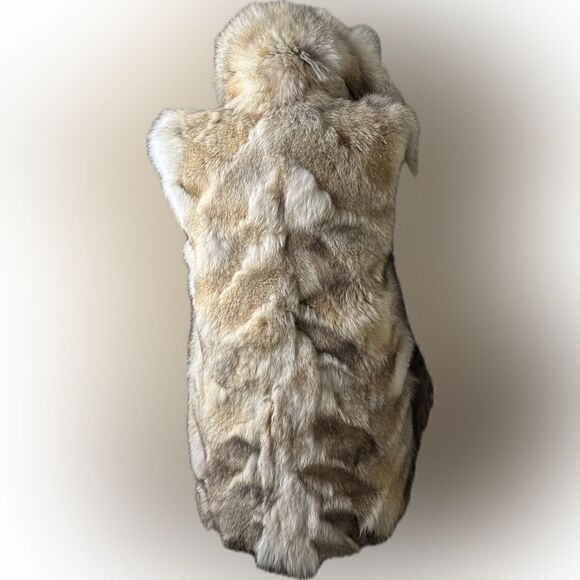 Michael Kors Runway Collection Fall 2010 Coyote Fur Patchwork Gilet - Picture 4 of 16
